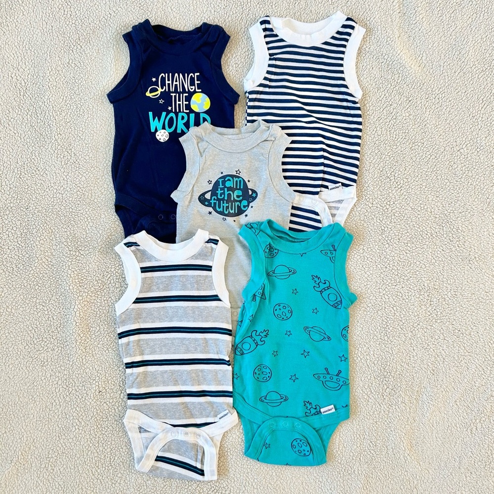 NWOT Gerber baby tank onesies, size 3-6 months